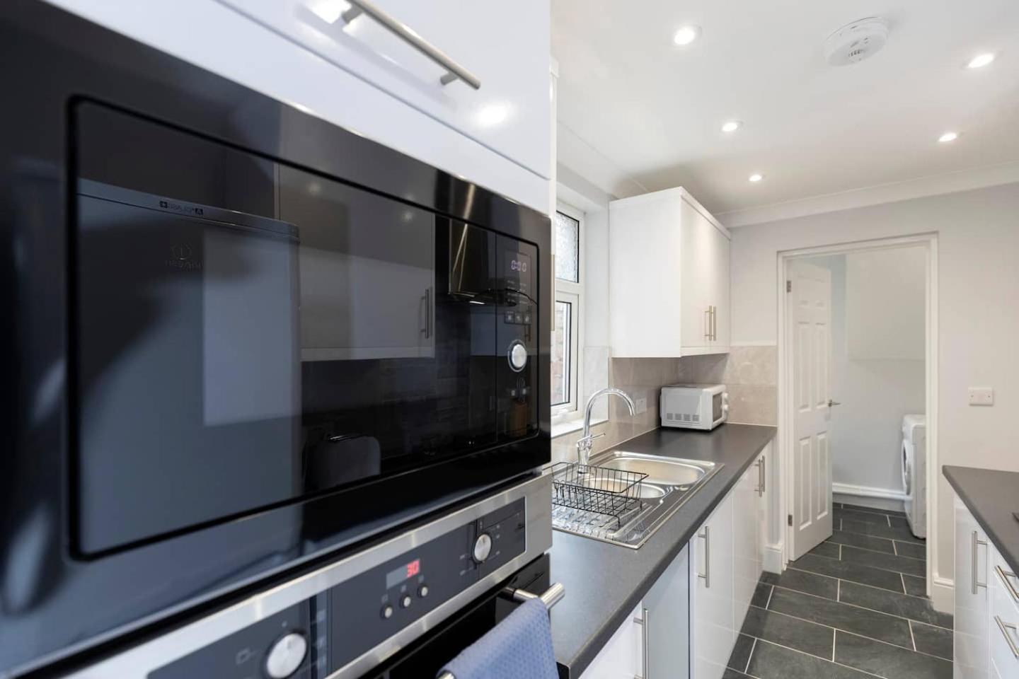 Modern 2 Bedroom Perfect For Family Friends And Workers South Shields Exterior foto