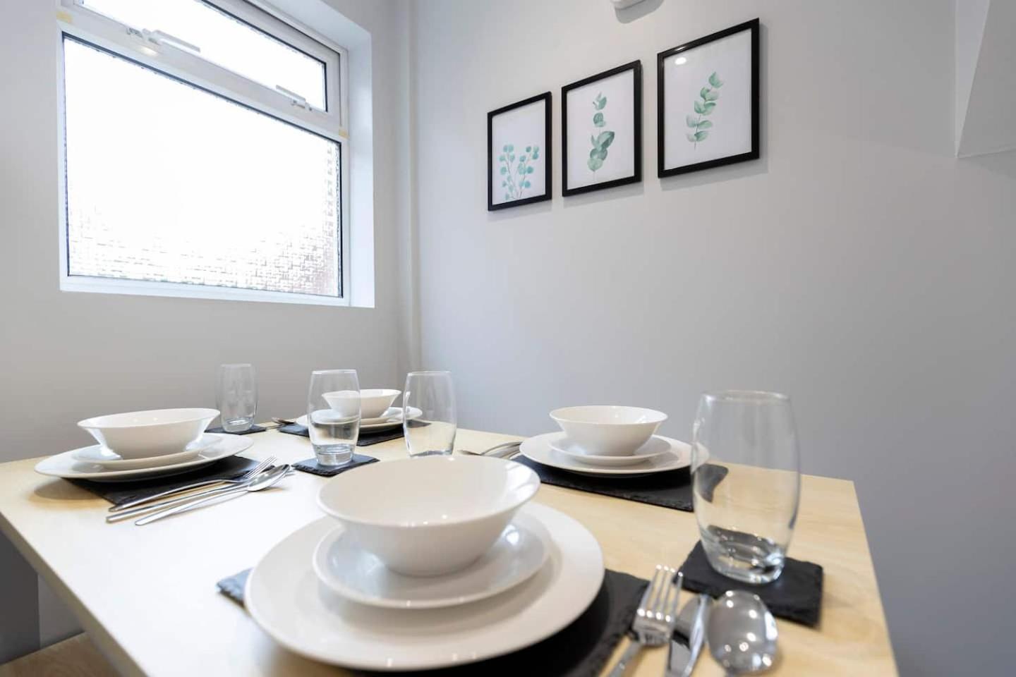 Modern 2 Bedroom Perfect For Family Friends And Workers South Shields Exterior foto