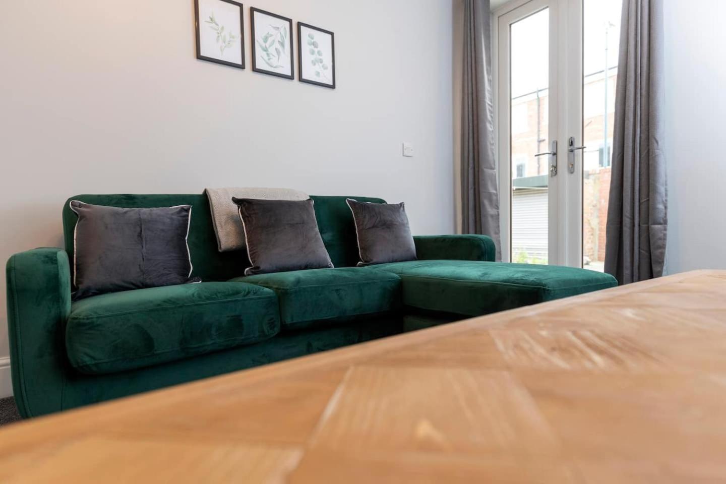 Modern 2 Bedroom Perfect For Family Friends And Workers South Shields Exterior foto